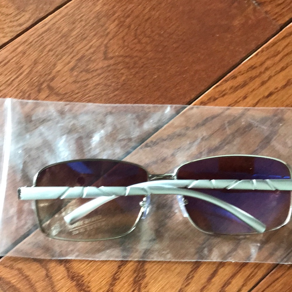 Sunglasses - Picture 2 of 3